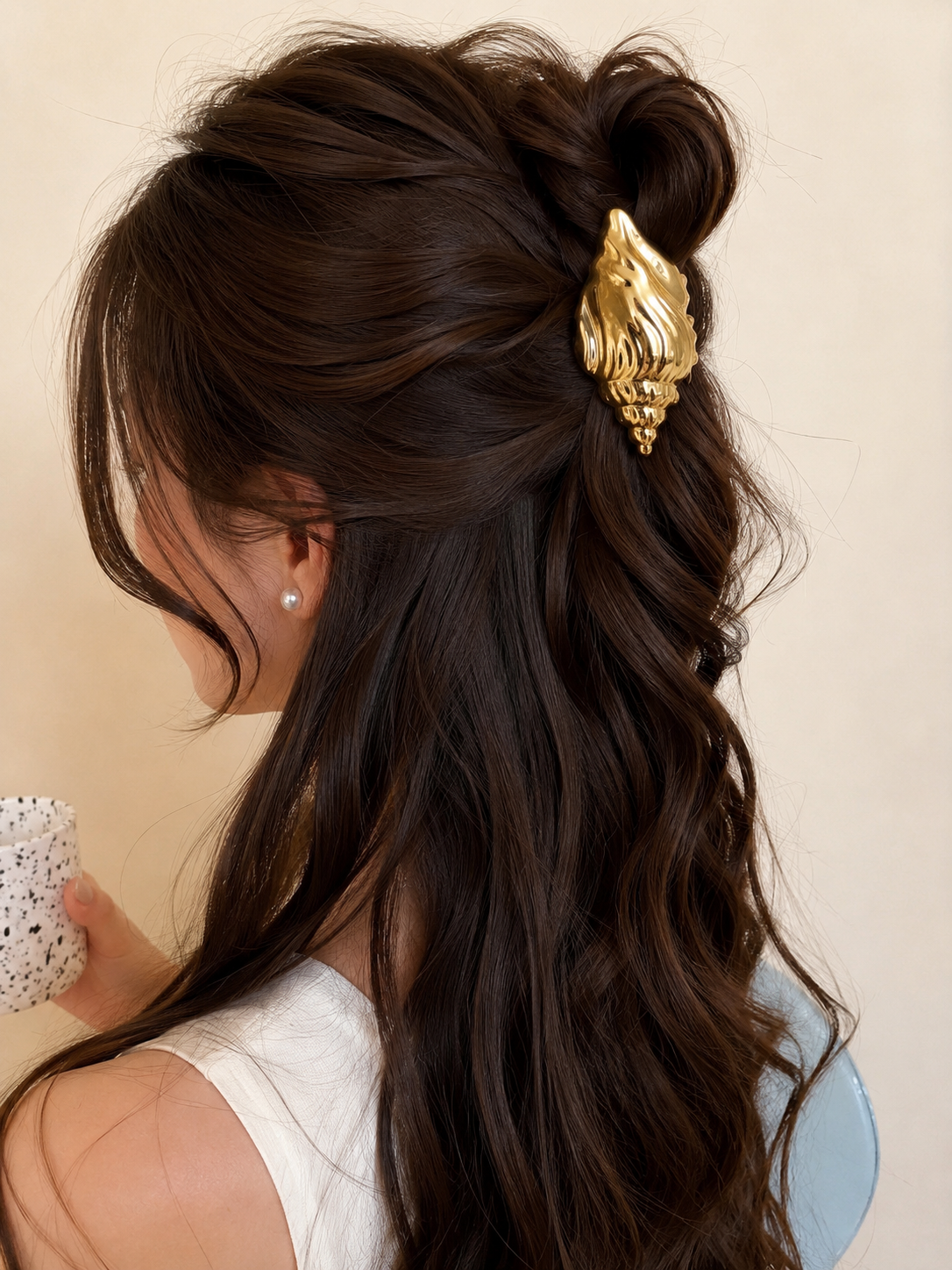 Gold Seashell Hair Claw Clip